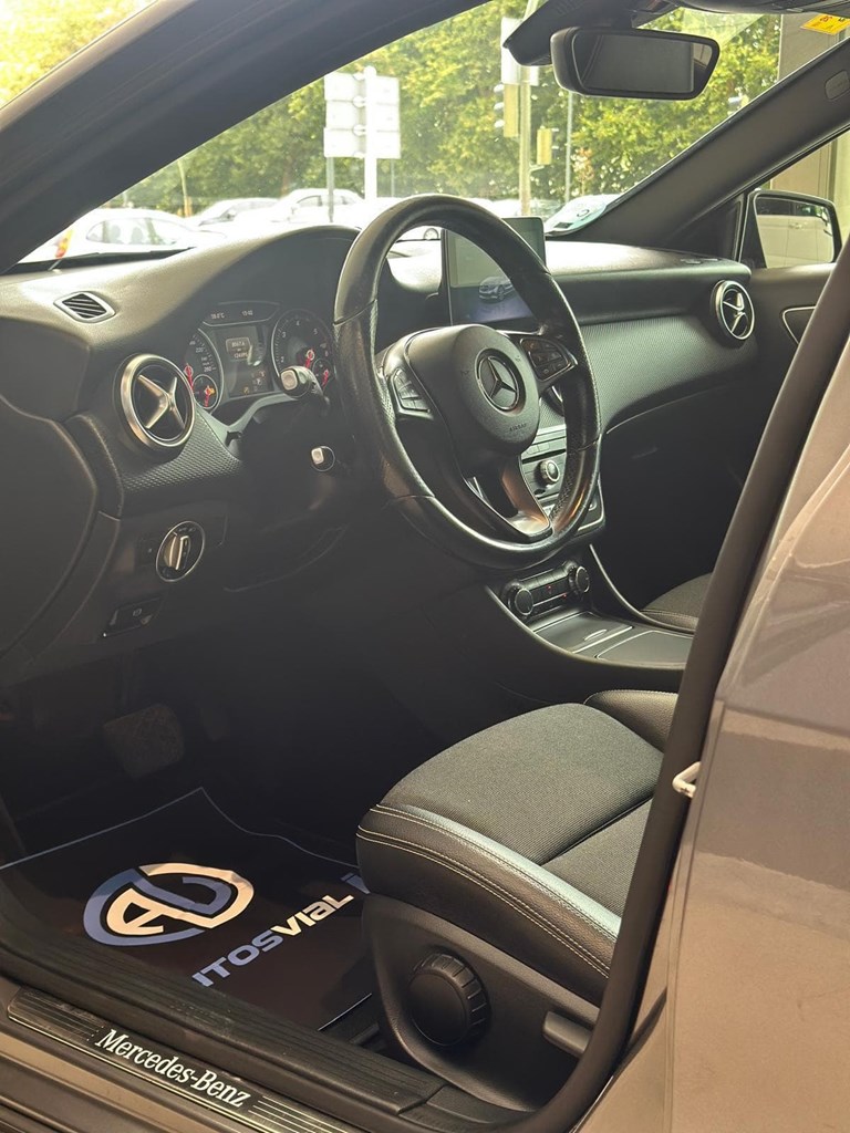 Foto 22 MERCEDES-BENZ Clase  A 200 d