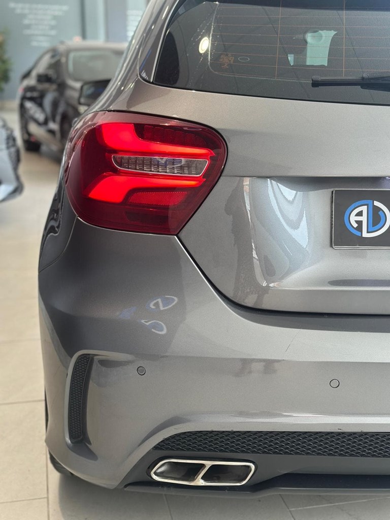 Foto 8 MERCEDES-BENZ Clase  A 200 d