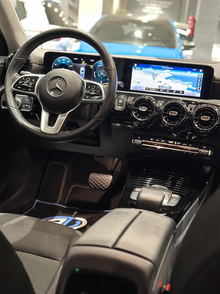 Foto 28 Mercedes-Benz Clase A 200d 