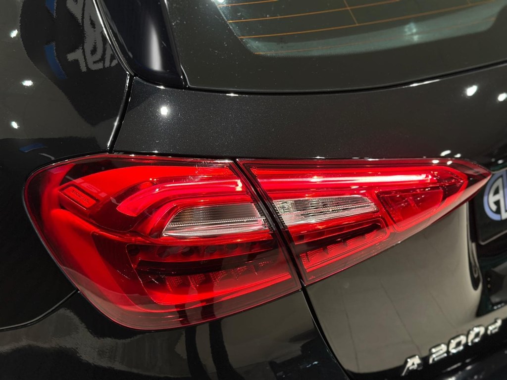 Foto 6 Mercedes-Benz Clase A 200d 