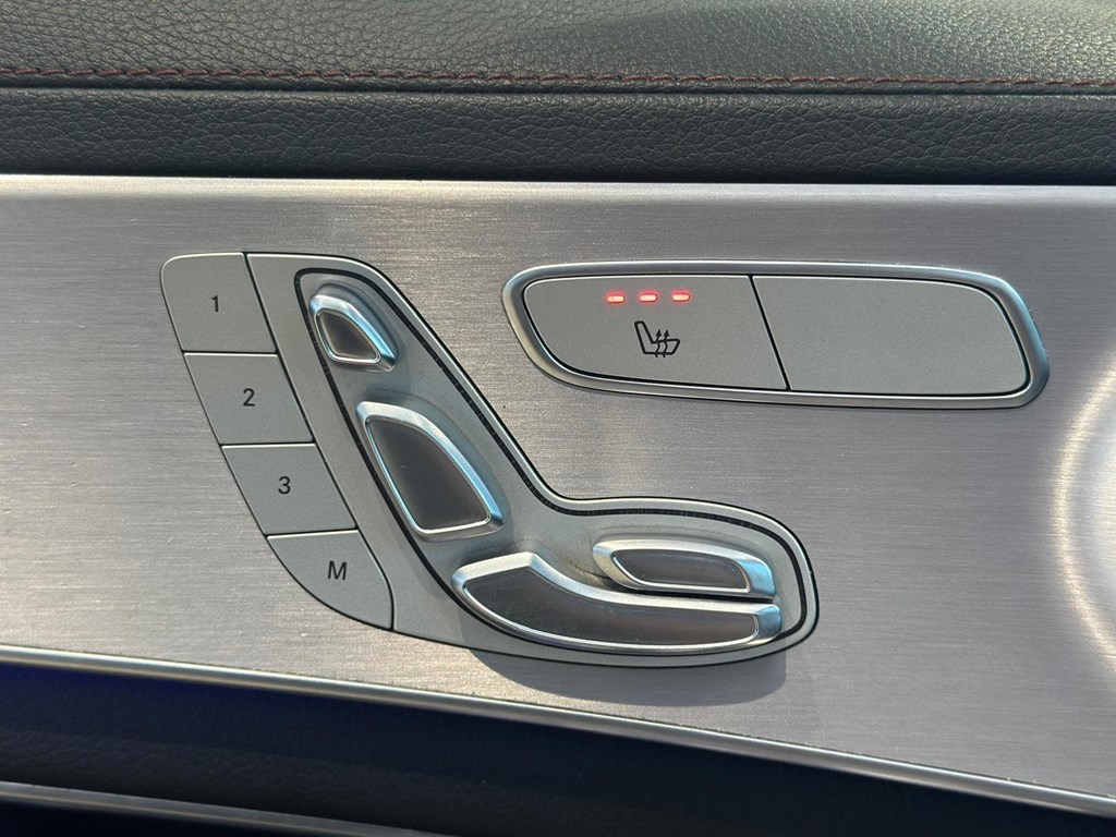 Foto 26 MERCEDES-BENZ Clase C 43 4MATIC Estate