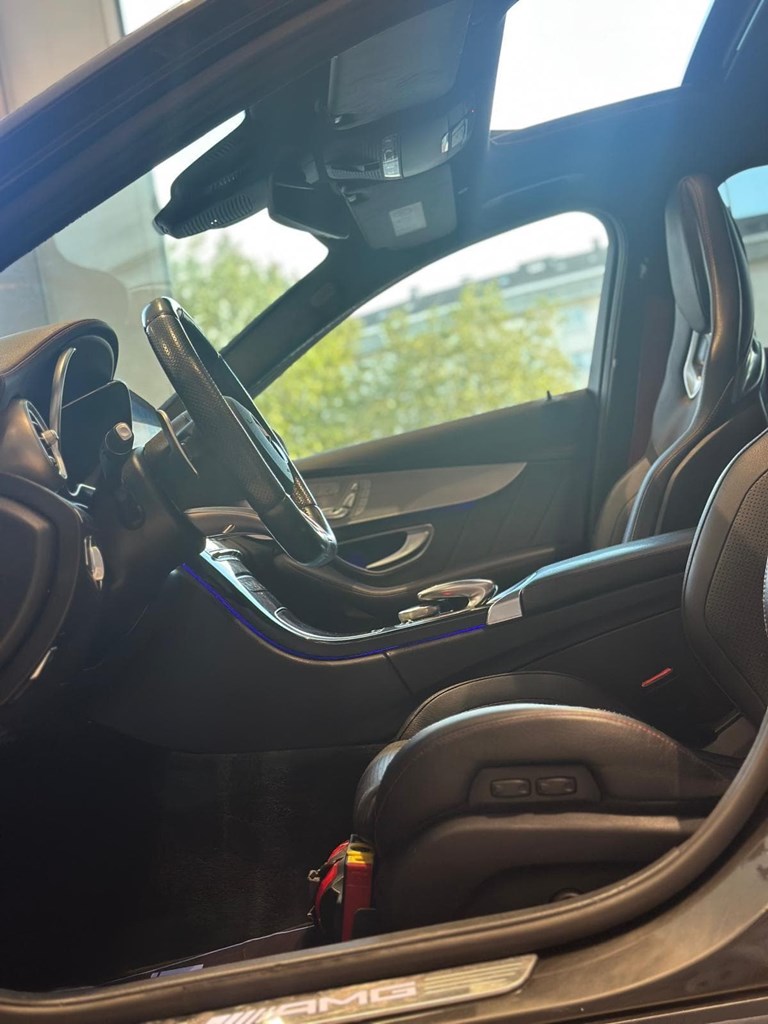 Foto 27 MERCEDES-BENZ Clase C 43 4MATIC Estate