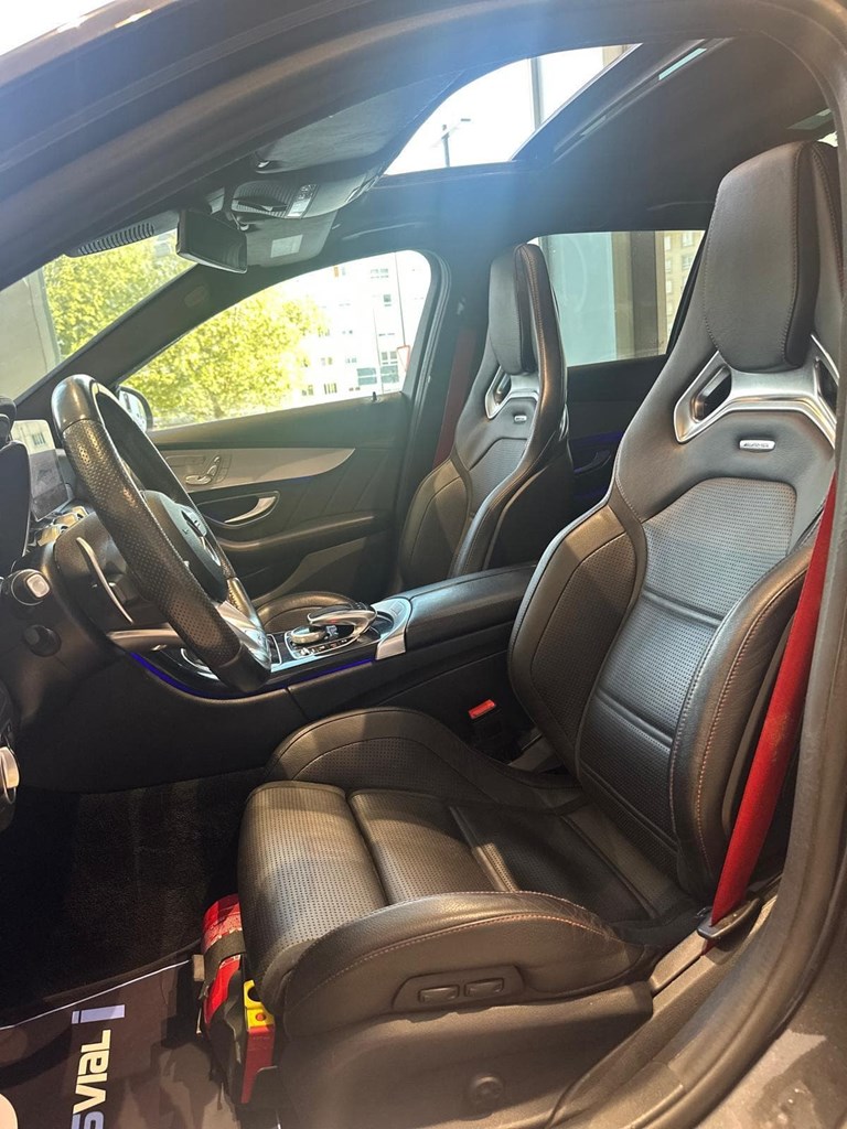 Foto 31 MERCEDES-BENZ Clase C 43 4MATIC Estate