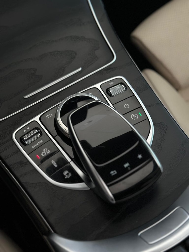 Foto 20 MERCEDES-BENZ Clase C Coupe MercedesAMG C 43 4MATIC