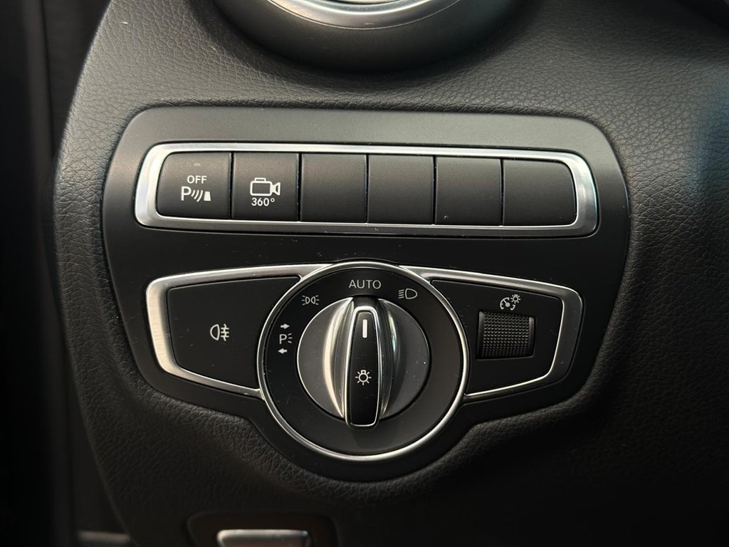 Foto 21 MERCEDES-BENZ Clase C Coupe MercedesAMG C 43 4MATIC