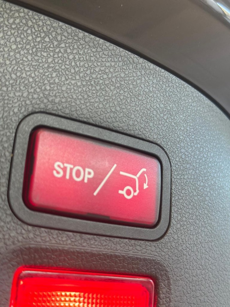 Foto 25 MERCEDES-BENZ Clase CLA  200 d AMG Line Shooting Brake