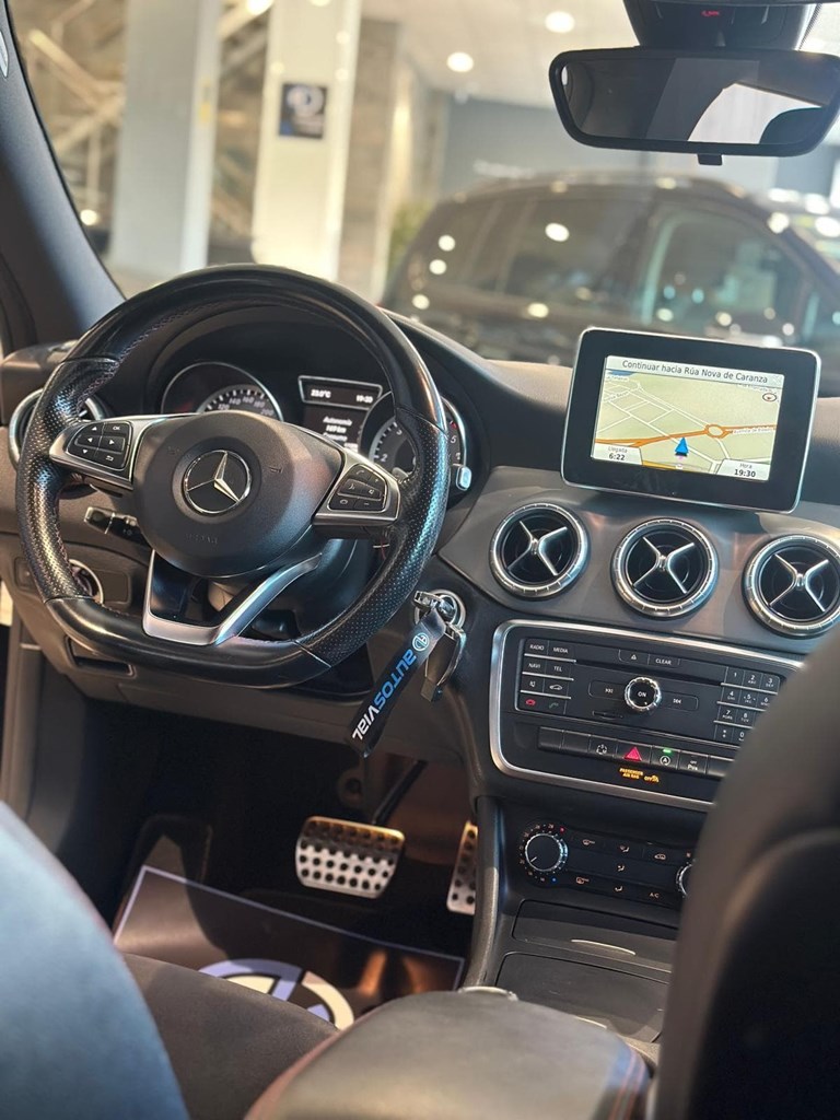 Foto 5 MERCEDES-BENZ Clase CLA  200 d AMG Line Shooting Brake