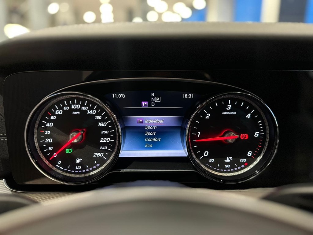 Foto 24 Mercedes-Benz Clase E 220d Coupé Automático | 2018