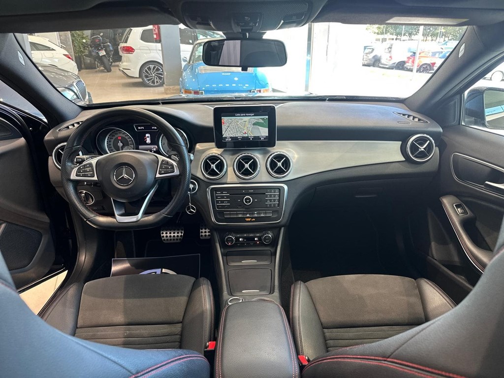 Foto 20 MERCEDES-BENZ Clase GLA 200 d AMG Line