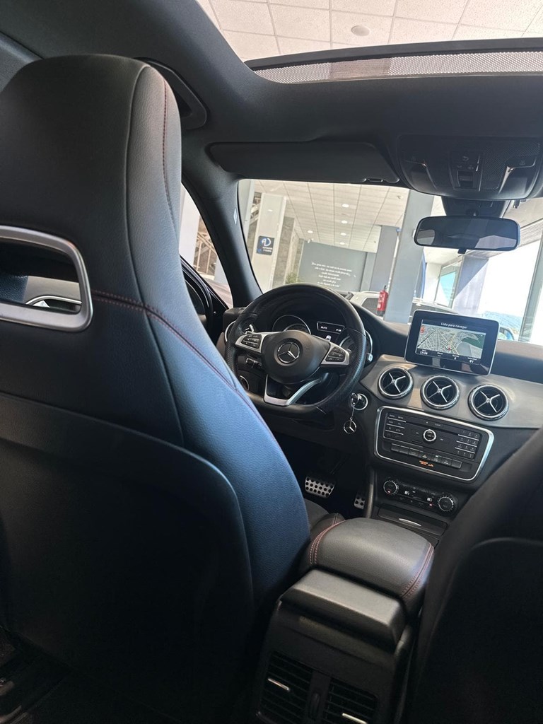 Foto 22 MERCEDES-BENZ Clase GLA 200 d AMG Line