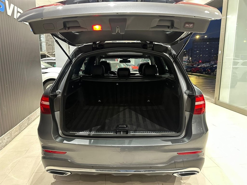Foto 10 MERCEDES-BENZ GLC 250d 4MATIC AMG LINE