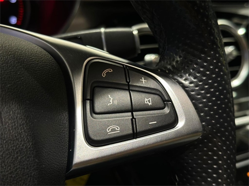 Foto 13 MERCEDES-BENZ GLC 250d 4MATIC AMG LINE