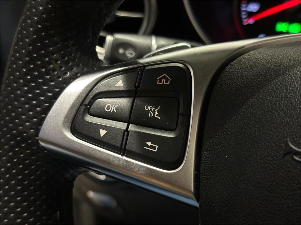 Foto 20 MERCEDES-BENZ GLC 250d 4MATIC AMG LINE
