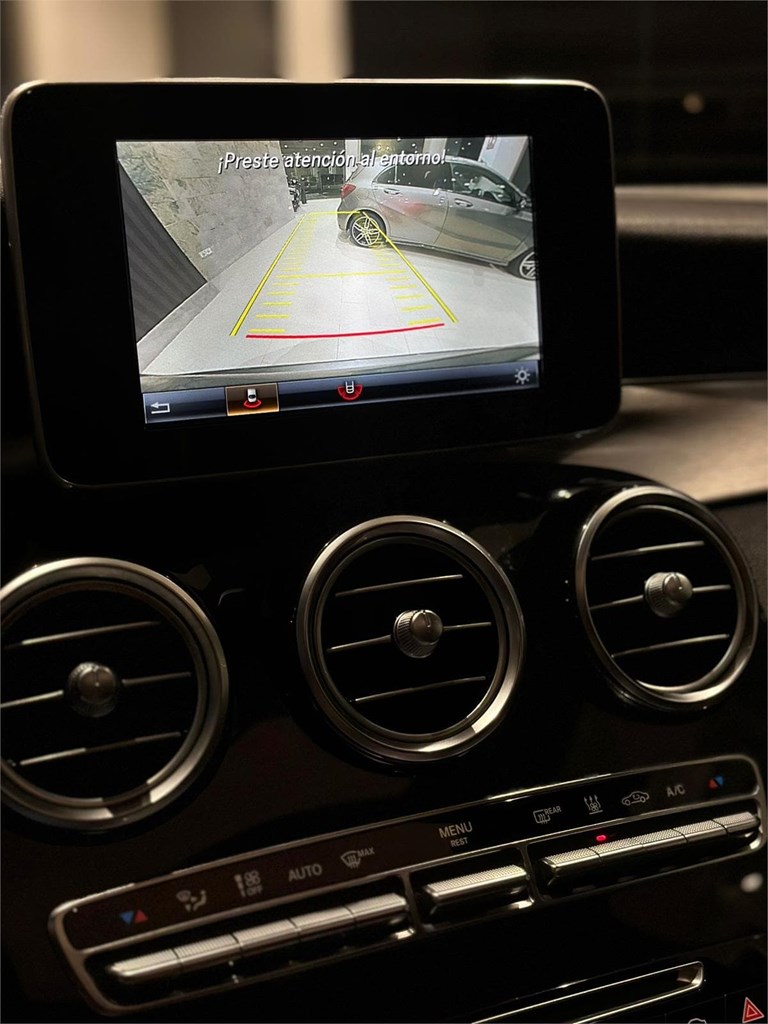 Foto 27 MERCEDES-BENZ GLC 250d 4MATIC AMG LINE