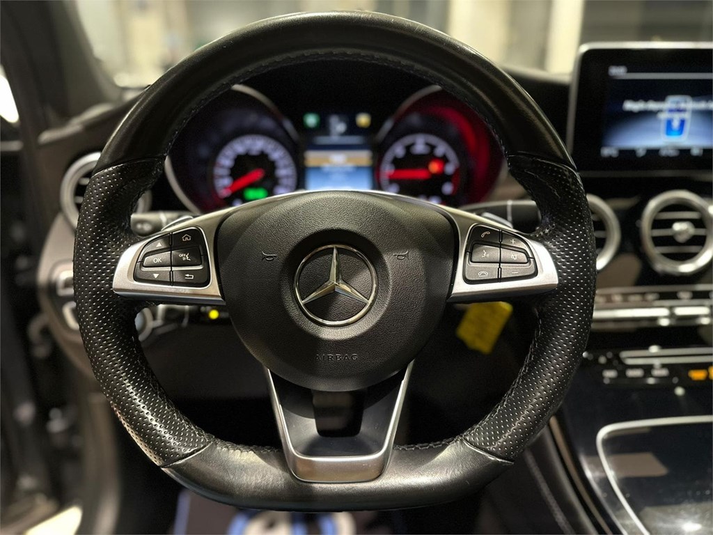 Foto 28 MERCEDES-BENZ GLC 250d 4MATIC AMG LINE
