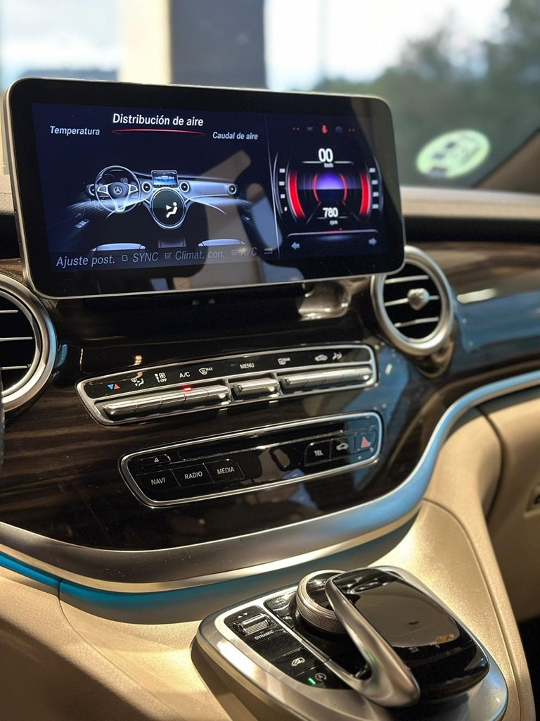 Foto 17 MERCEDES-BENZ V 250 d 4MATIC AMG | 7G-Tronic | 2018 | 156.812 km