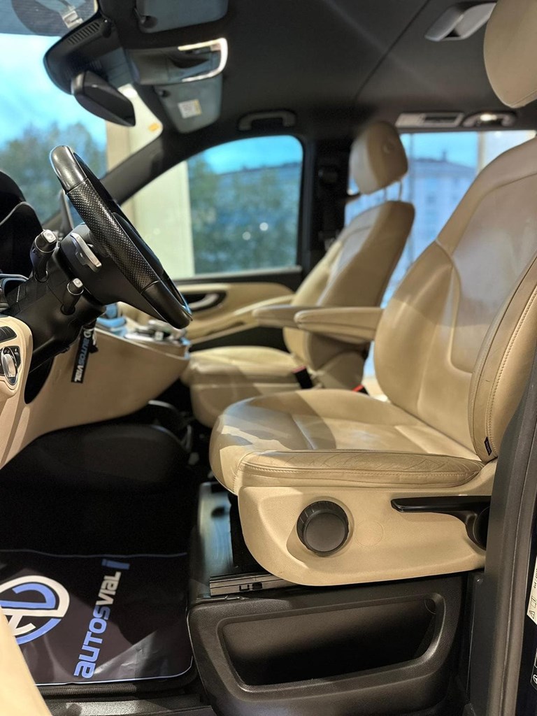 Foto 25 MERCEDES-BENZ V 250 d 4MATIC AMG | 7G-Tronic | 2018 | 156.812 km