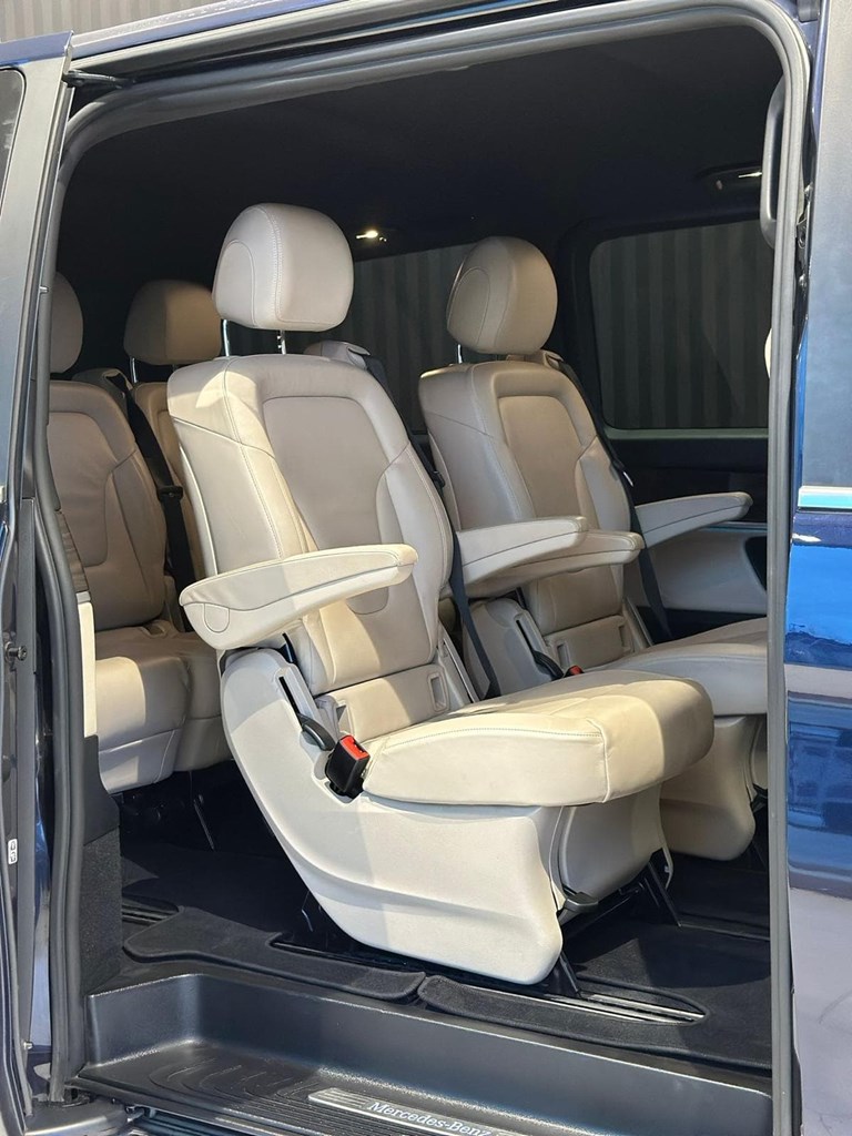 Foto 35 MERCEDES-BENZ V 250 d 4MATIC AMG | 7G-Tronic | 2018 | 156.812 km