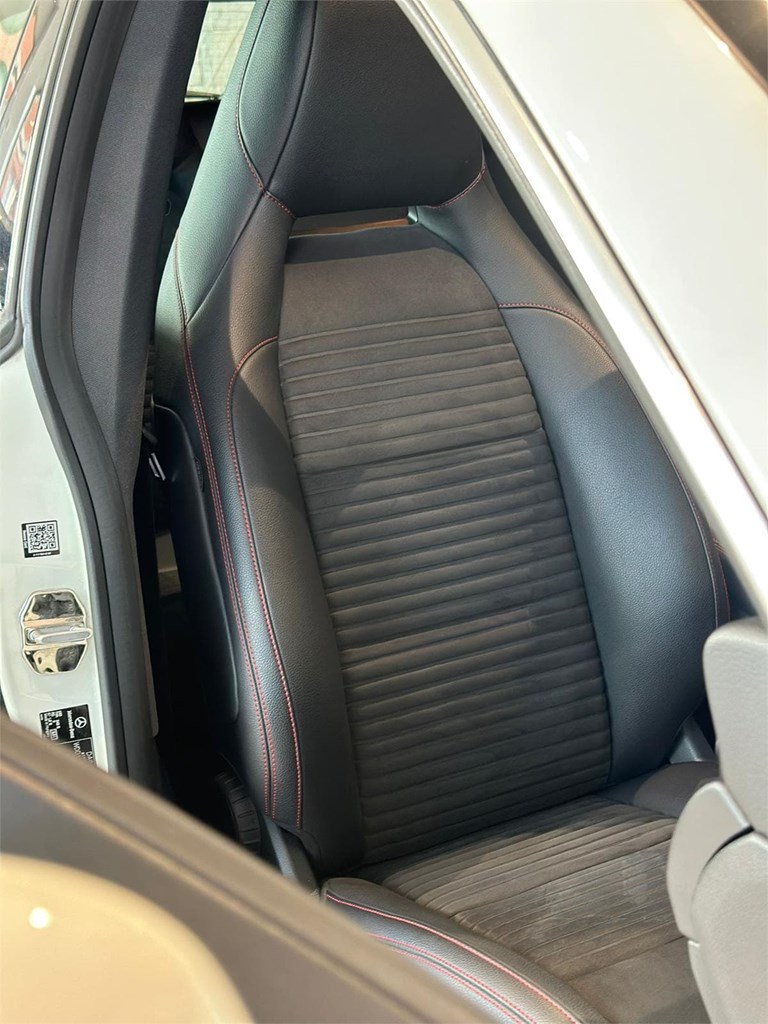 Foto 24 MERCEDES CLA 200d SHOOTING BRAKE AMG