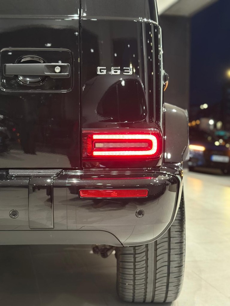 Foto 9  MERCEDES  Full Black 4.8 V8 BITURBO 585CV 