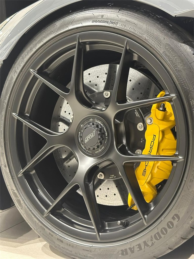 Foto 13 PORSCHE 911 GT3 RS 2025