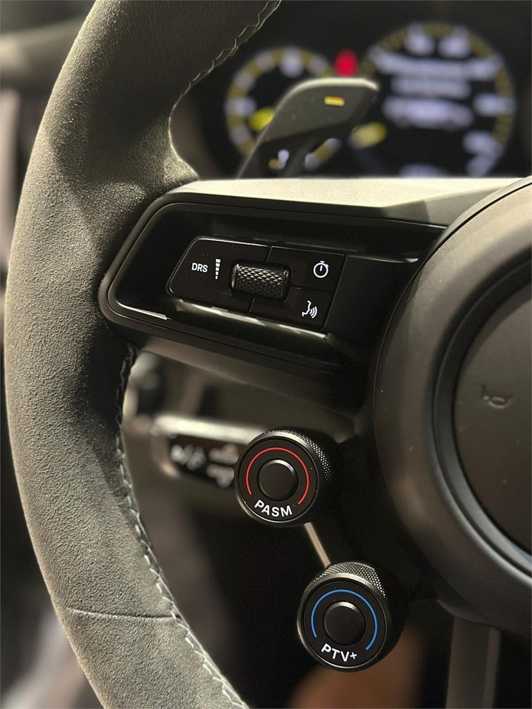 Foto 17 PORSCHE 911 GT3 RS 2025