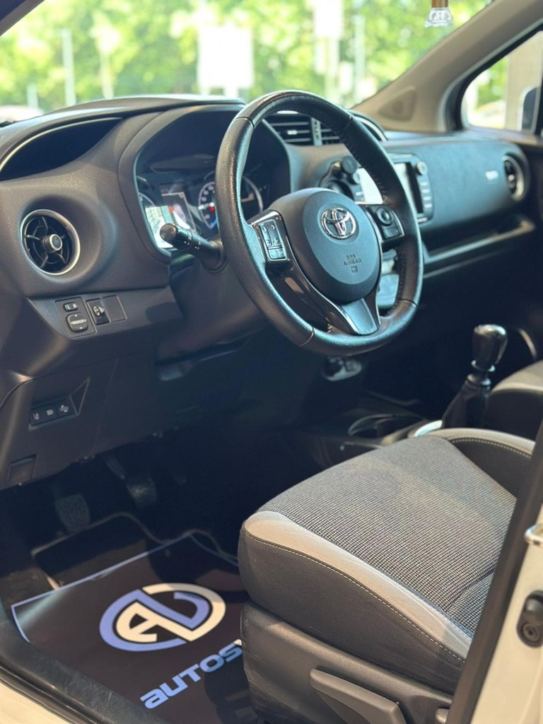 Foto 7 TOYOTA Yaris 1.5 125 SEdition