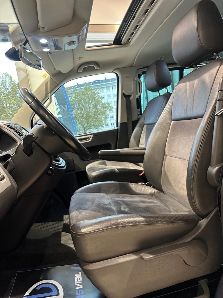 Foto 10  VOLKSWAGEN MULTIVAN DSG  