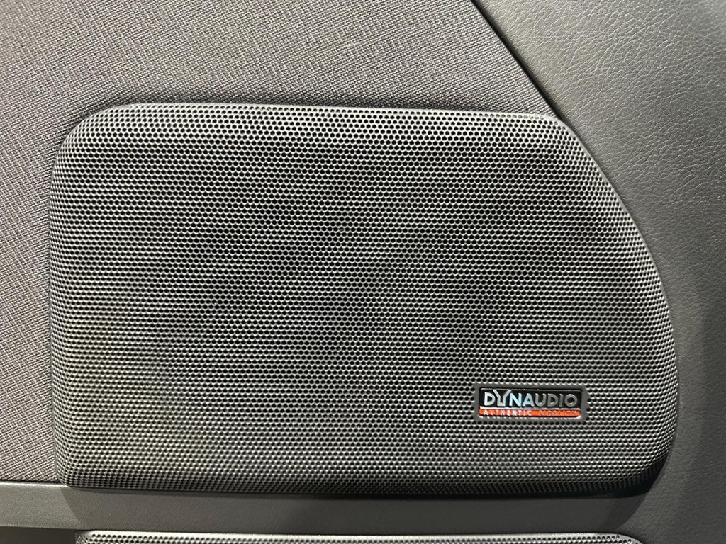 Foto 14  VOLKSWAGEN MULTIVAN DSG  