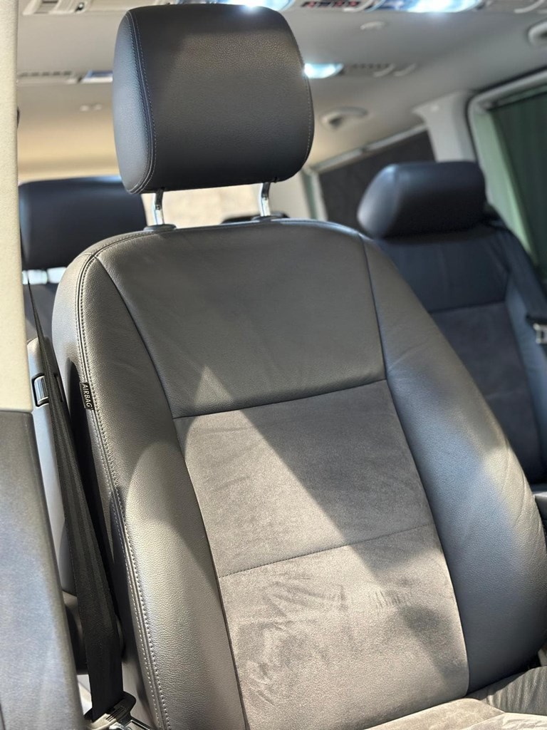 Foto 35  VOLKSWAGEN MULTIVAN DSG  