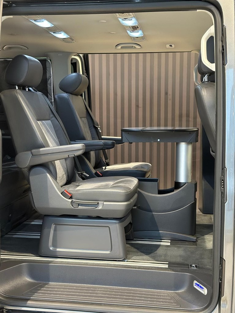 Foto 39  VOLKSWAGEN MULTIVAN DSG  