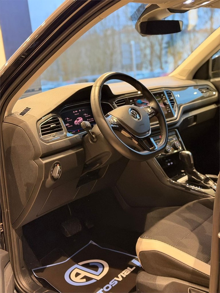 Foto 15 Volkswagen T-Roc 1.5 TSI 150 CV DSG | Nacional | Historial VW | 2020