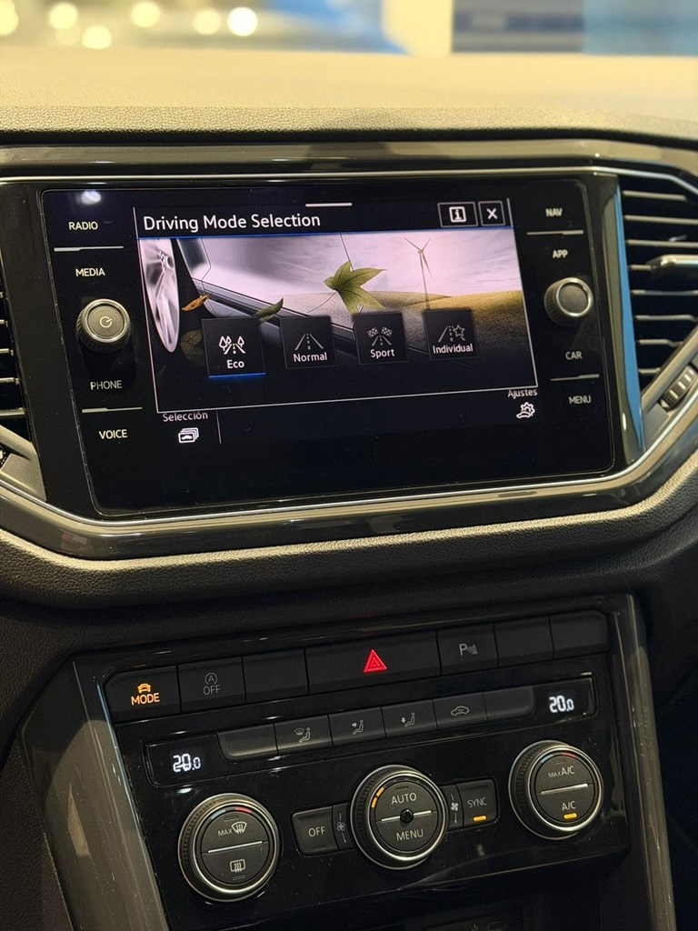 Foto 16 Volkswagen T-Roc 1.5 TSI 150 CV DSG | Nacional | Historial VW | 2020