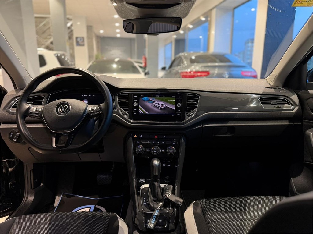 Foto 7 Volkswagen T-Roc 1.5 TSI 150 CV DSG | Nacional | Historial VW | 2020