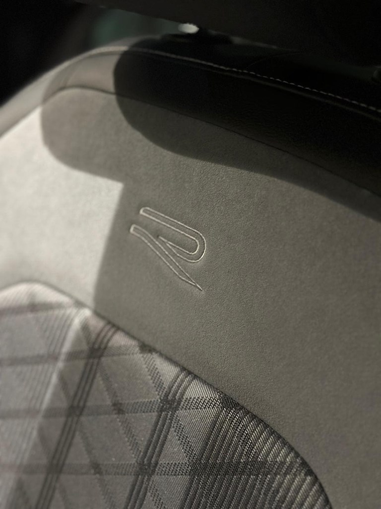 Foto 18 VOLKSWAGEN Tiguan RLine 2.0 TDI DSG