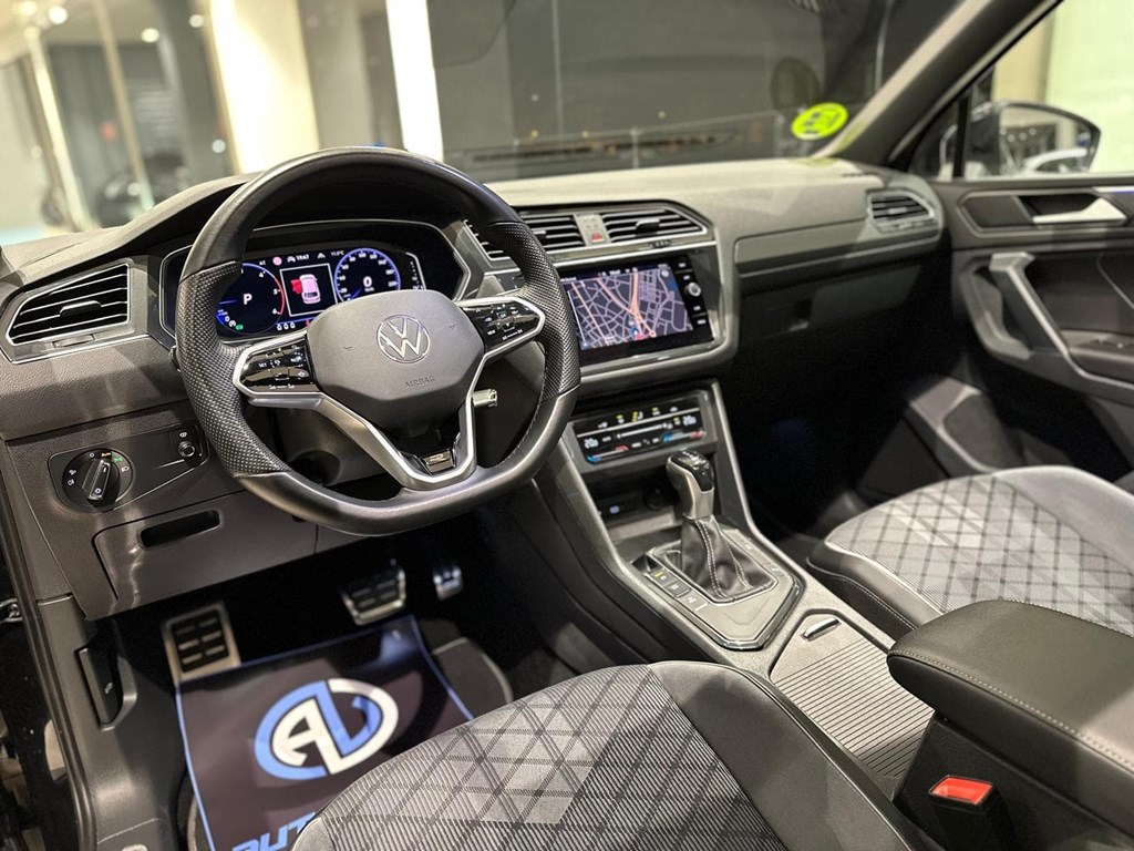Foto 20 VOLKSWAGEN Tiguan RLine 2.0 TDI DSG