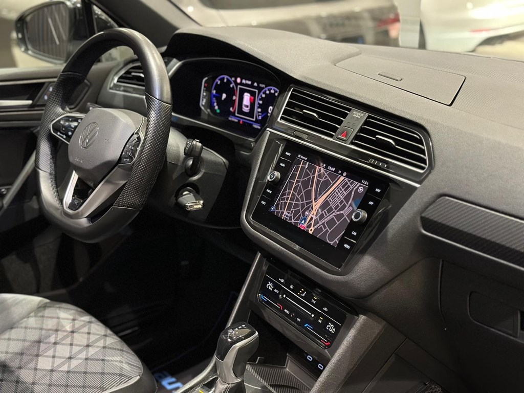 Foto 28 VOLKSWAGEN Tiguan RLine 2.0 TDI DSG