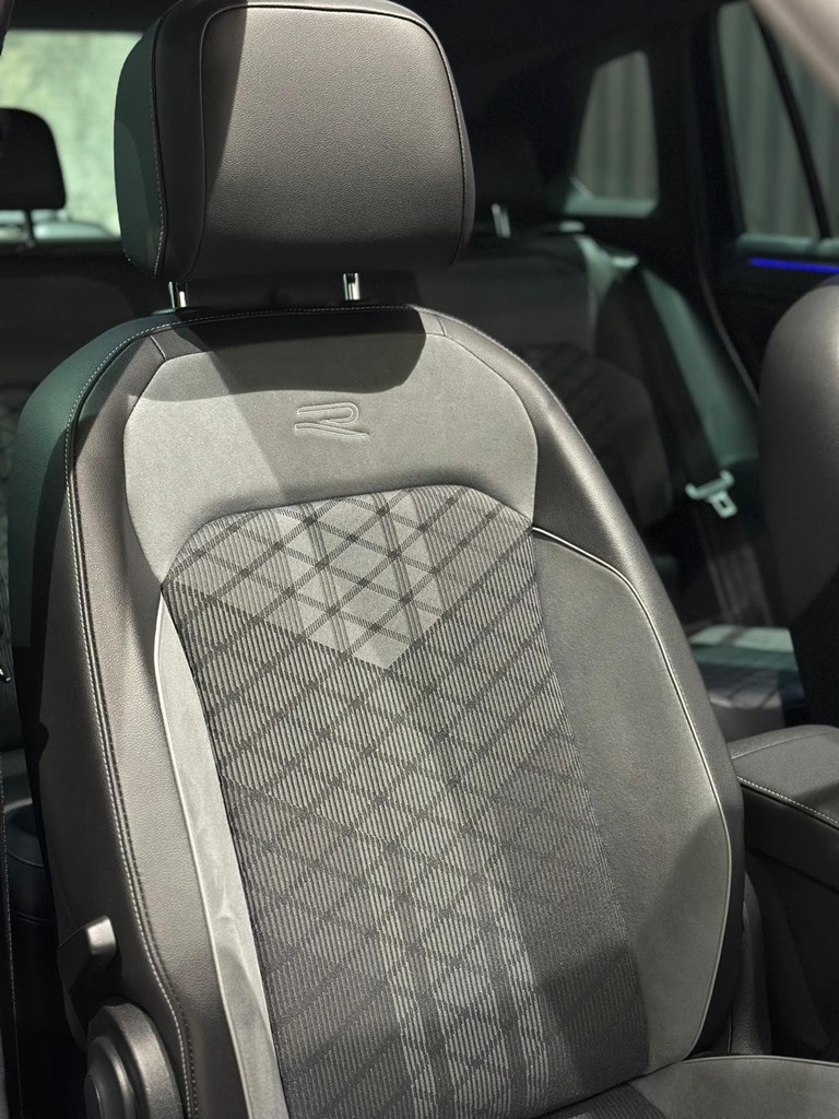 Foto 29 VOLKSWAGEN Tiguan RLine 2.0 TDI DSG