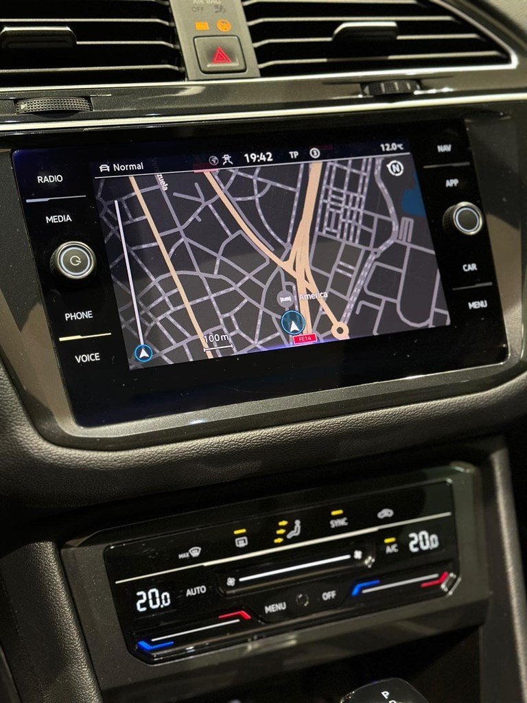 Foto 6 VOLKSWAGEN Tiguan RLine 2.0 TDI DSG