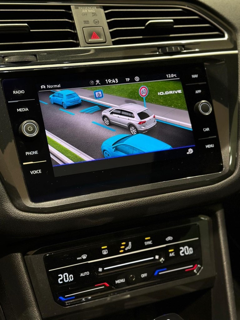 Foto 9 VOLKSWAGEN Tiguan RLine 2.0 TDI DSG