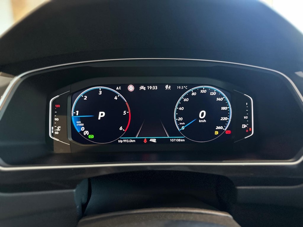 Foto 19 VOLKSWAGEN Tiguan RLine 2.0 TDI DSG