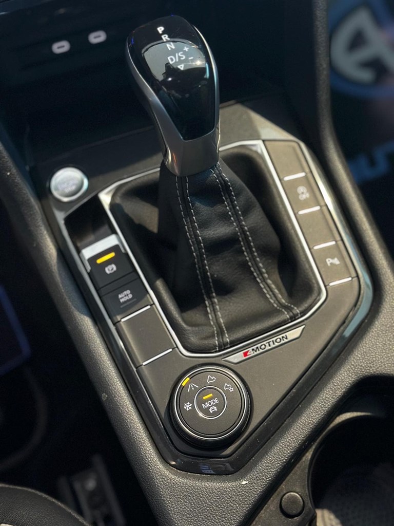 Foto 22 VOLKSWAGEN Tiguan RLine 2.0 TDI DSG