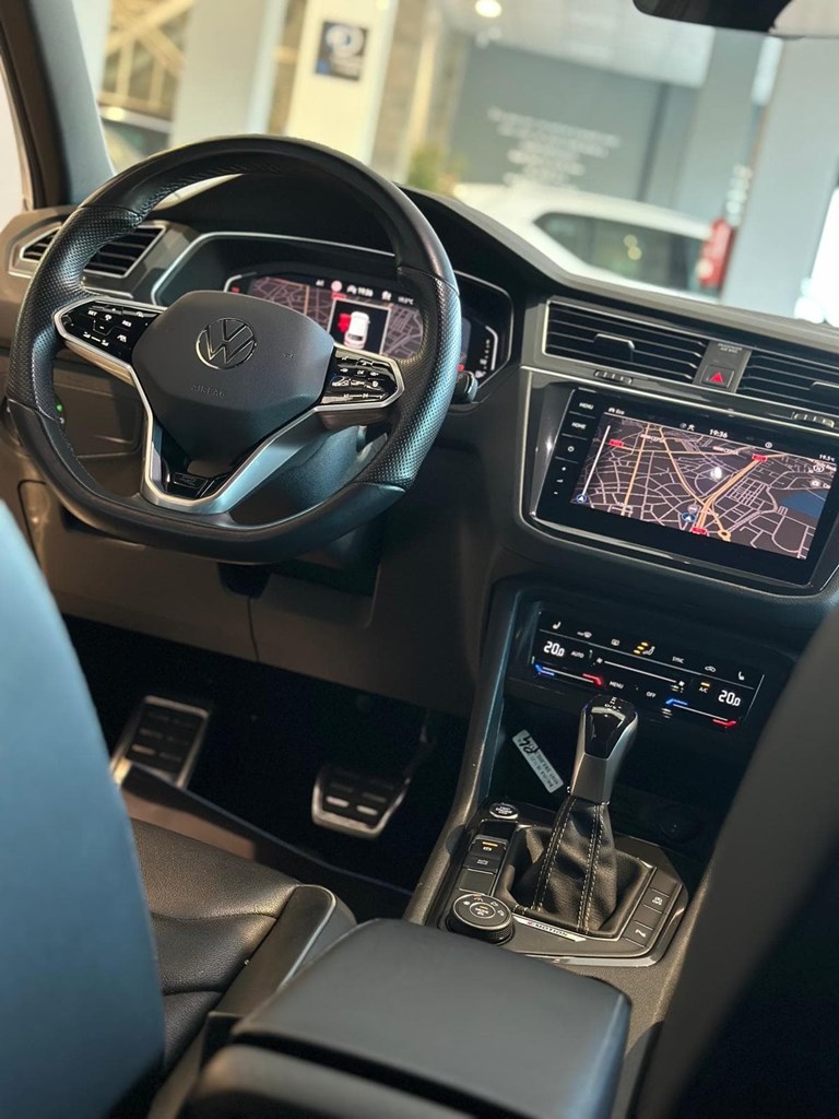 Foto 31 VOLKSWAGEN Tiguan RLine 2.0 TDI DSG