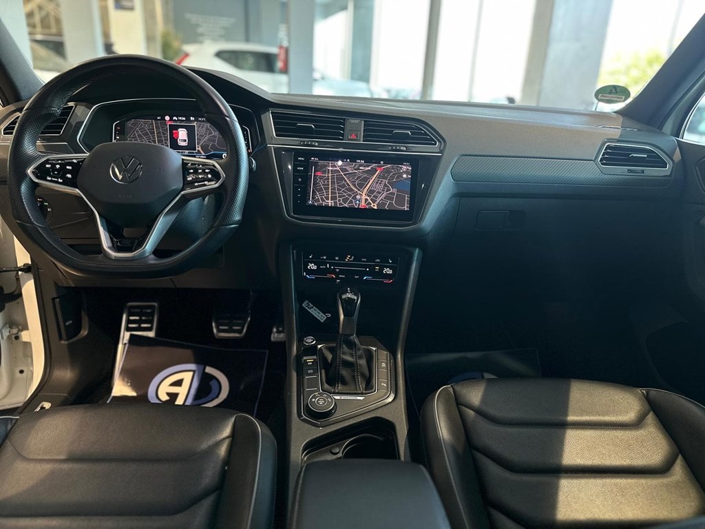 Foto 32 VOLKSWAGEN Tiguan RLine 2.0 TDI DSG