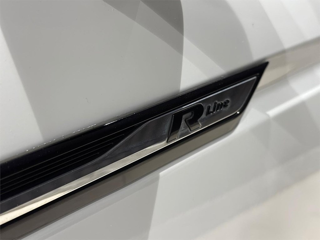 Foto 9 Volkswagen Touran 2.0 TDI 150 CV DSG | R-Line Exterior | 05/2020