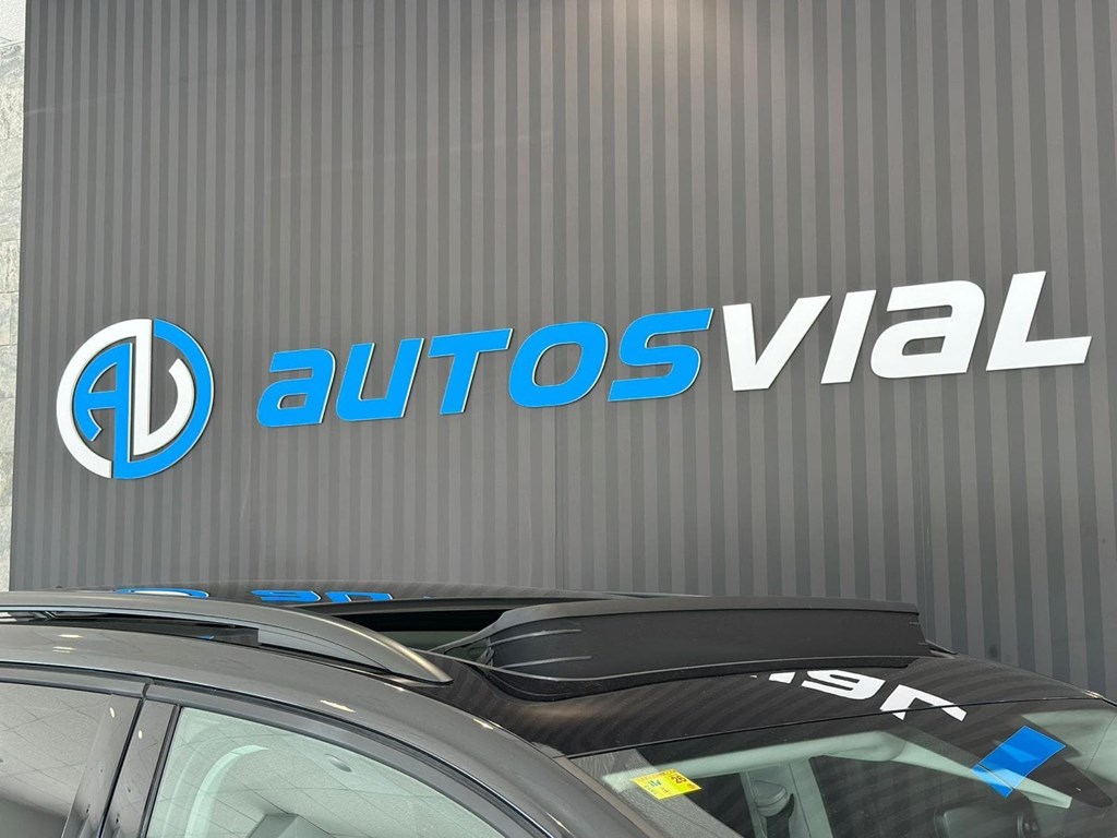 Foto 27 VOLKSWAGEN Touran Business 2.0 TDI DSG