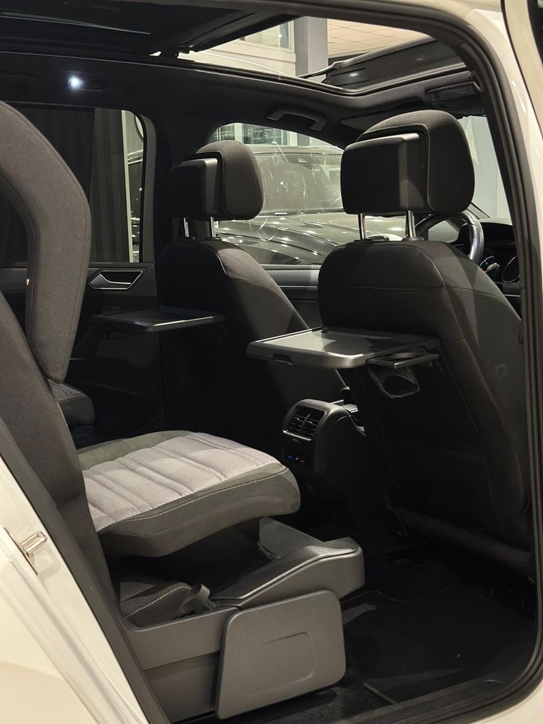 Foto 15 VOLKSWAGEN Touran Sport 2.0 TDI DSG