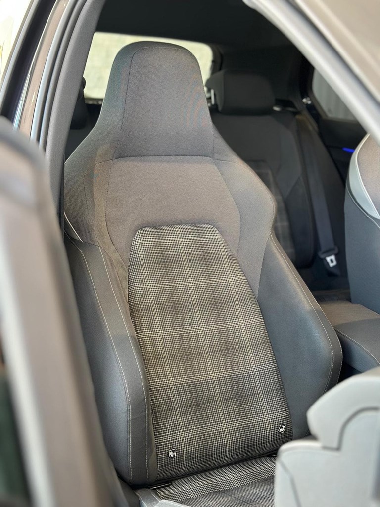 Foto 28 VW GOLF 8 GTD 200CV DSG 