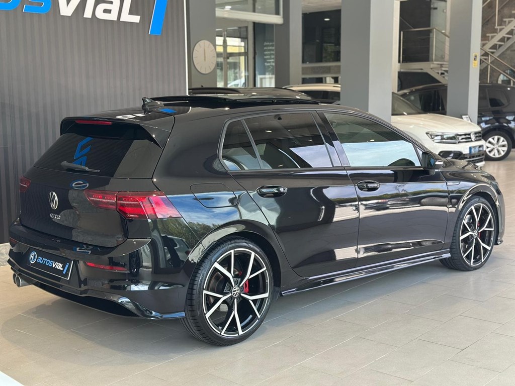 Foto 4 VW GOLF 8 GTD 200CV DSG 
